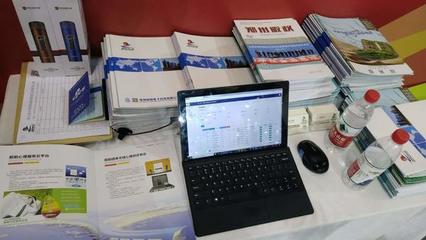 河南展團(tuán)創(chuàng)意紛呈 從漢畫到黑膠，數(shù)字時(shí)代下鄭州軟件如何連接傳統(tǒng)與現(xiàn)代？